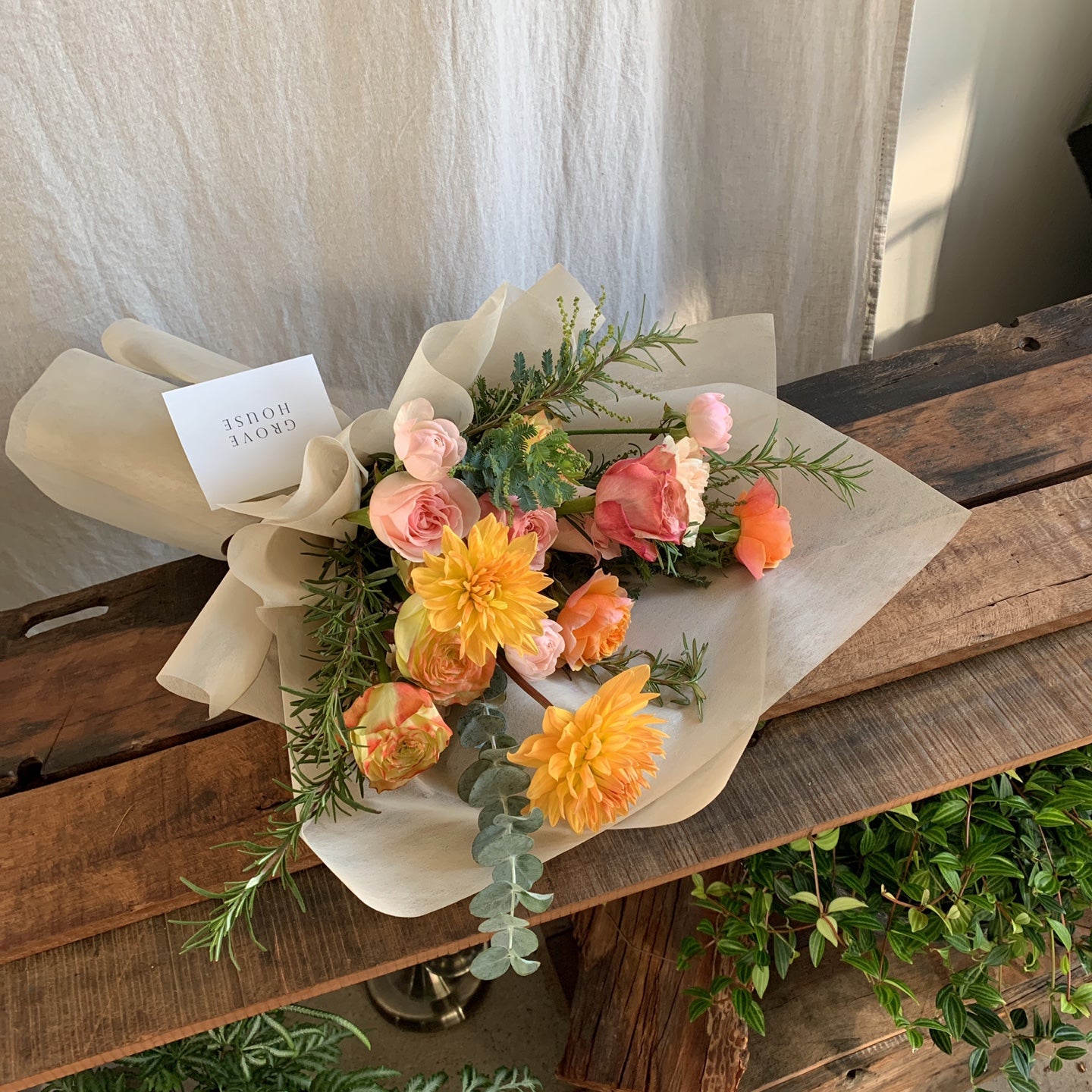 <Selection> Wrapped Bouquet - Orange