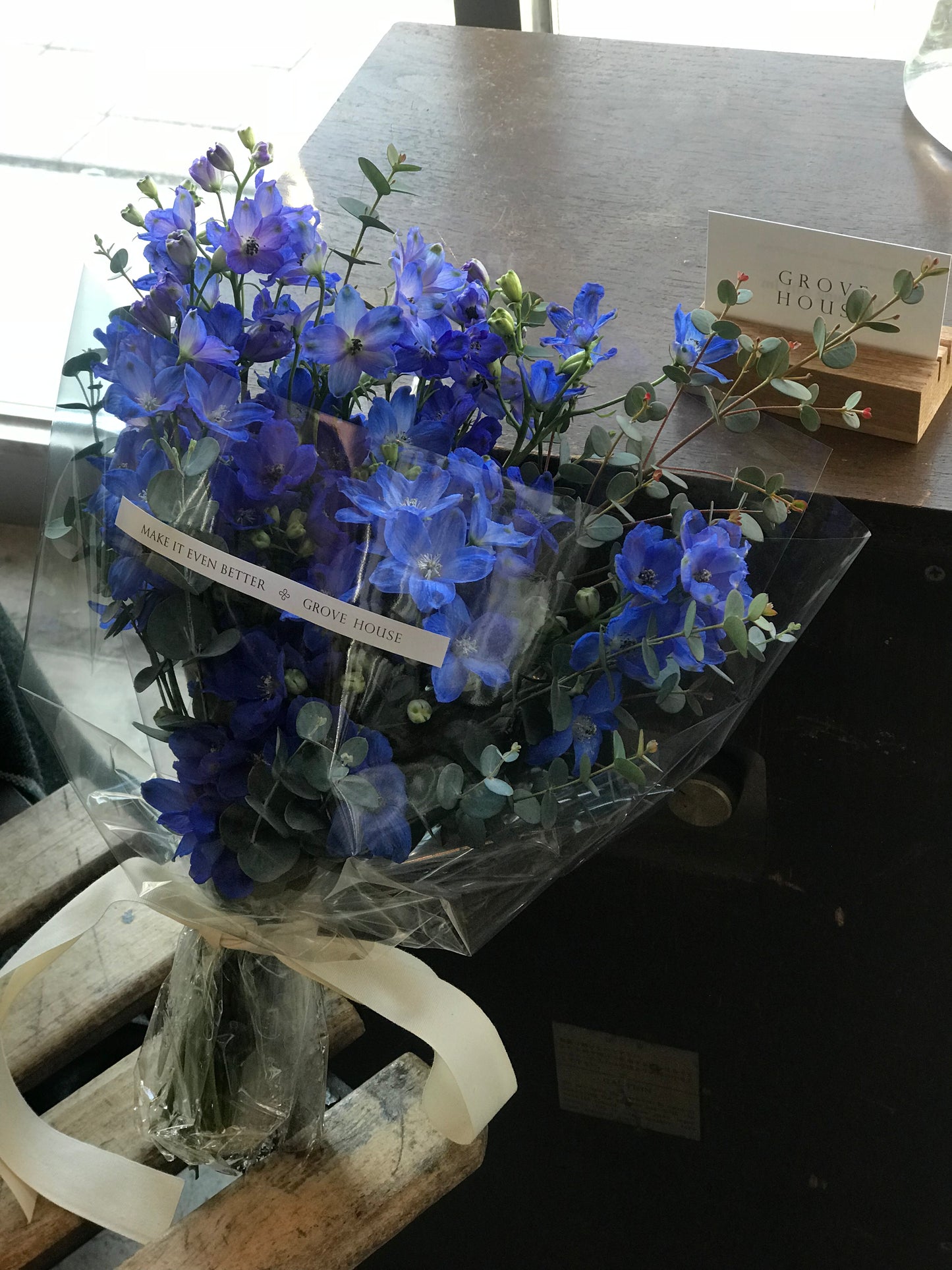 <Selection> Wrapped Bouquet- Blue