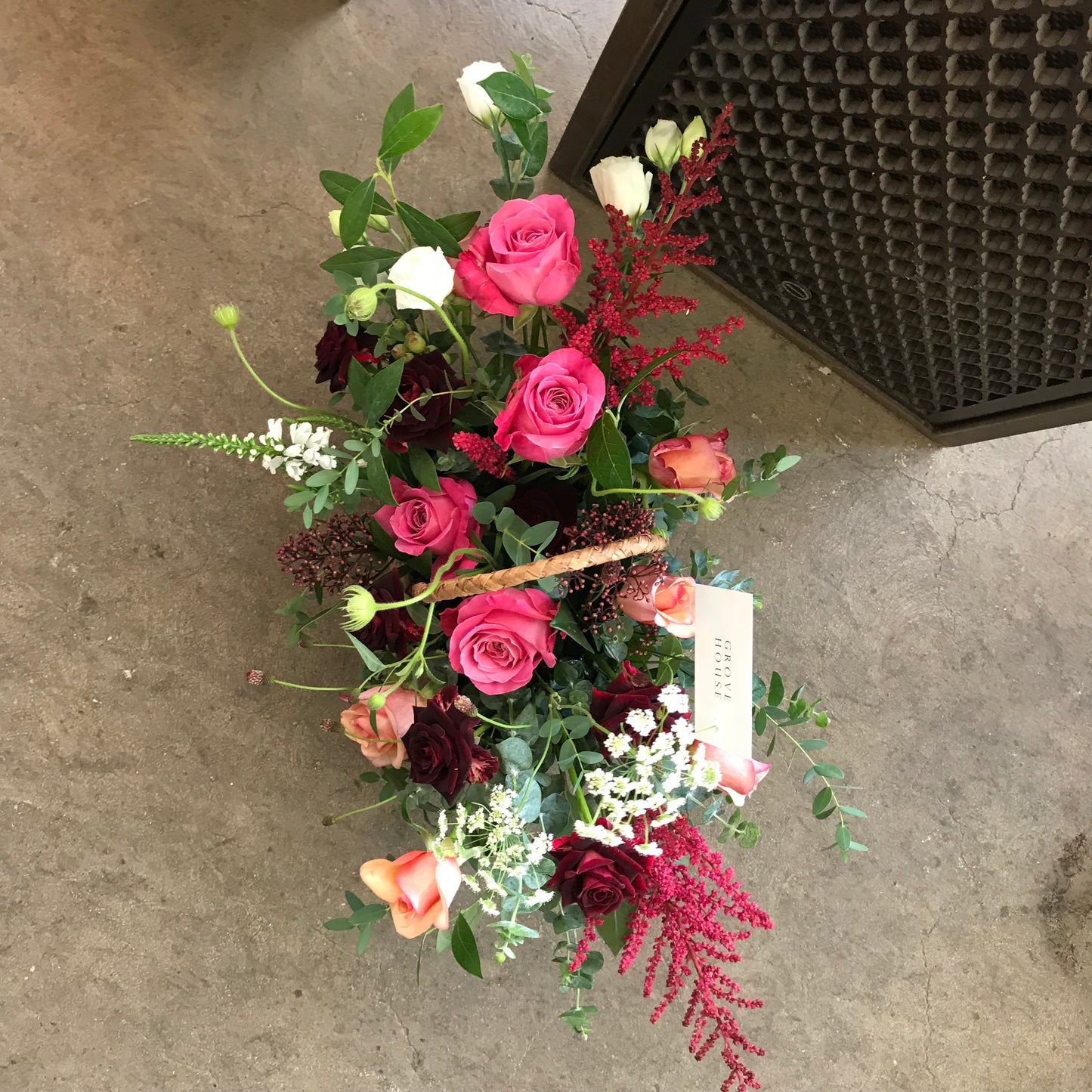 <Selection> Flower Basket - Red