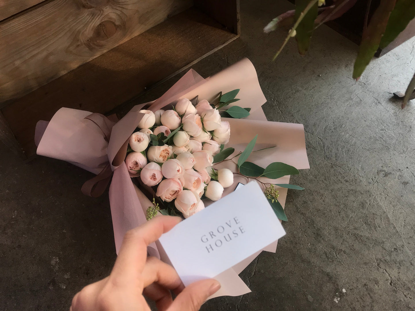 <Selection> Wrapped Bouquet - White and Pastel