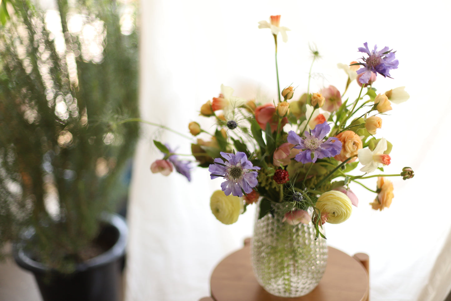 <Selection> Fresh Flower Vase Arrangement - Yellow