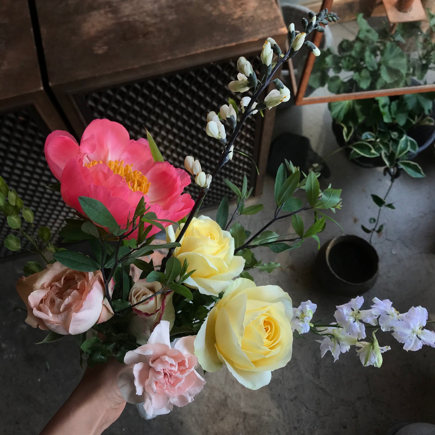 <Selection> Wrapped Bouquet -  Multicolored