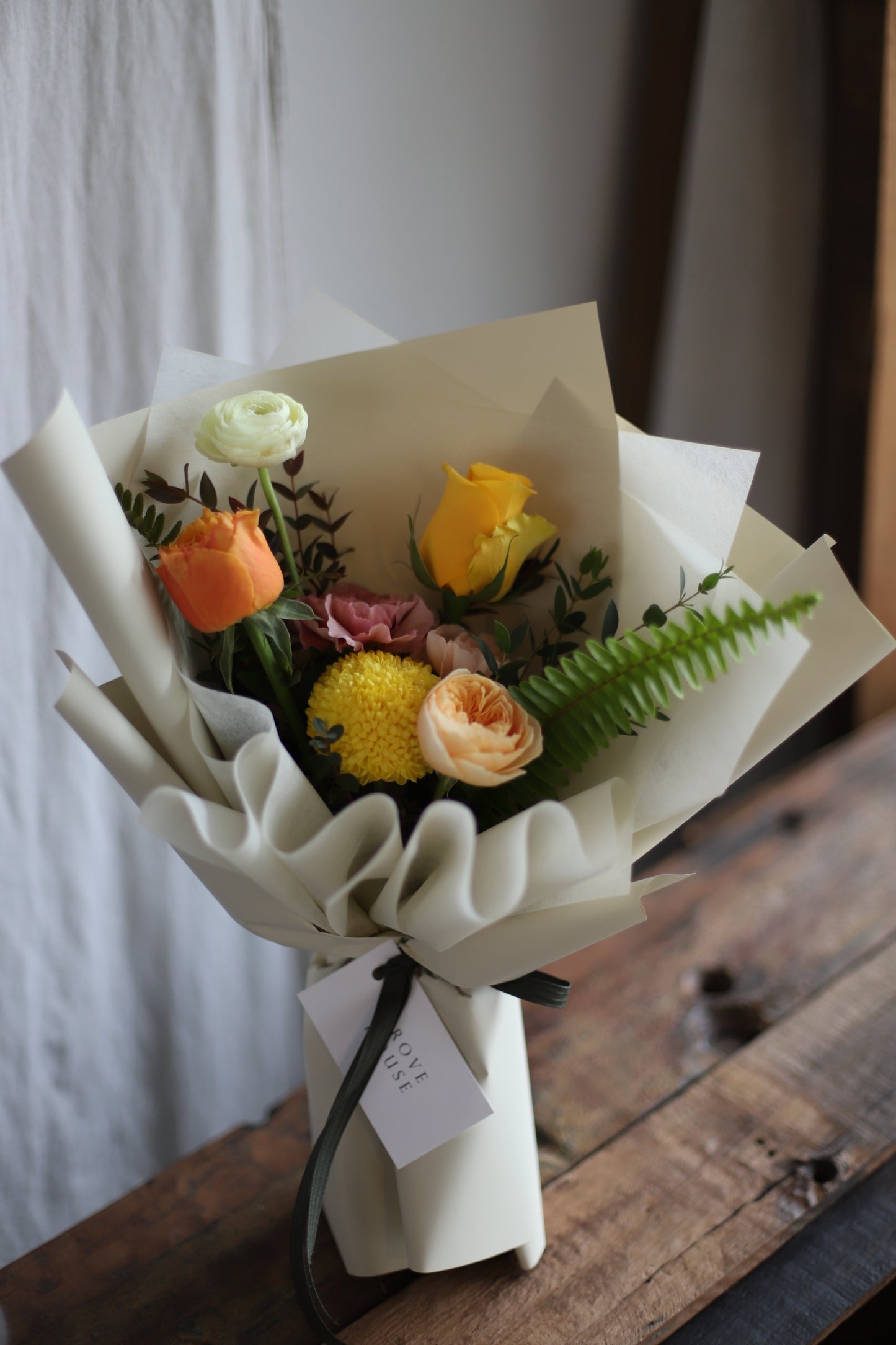 <Selection> Wrapped Bouquet - Orange