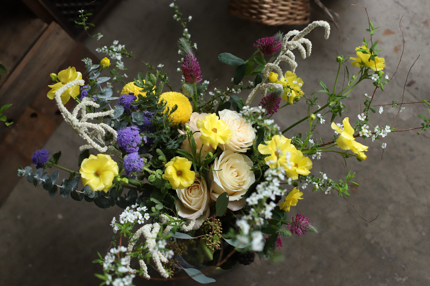 <Selection> Fresh Flower Vase Arrangement - Yellow