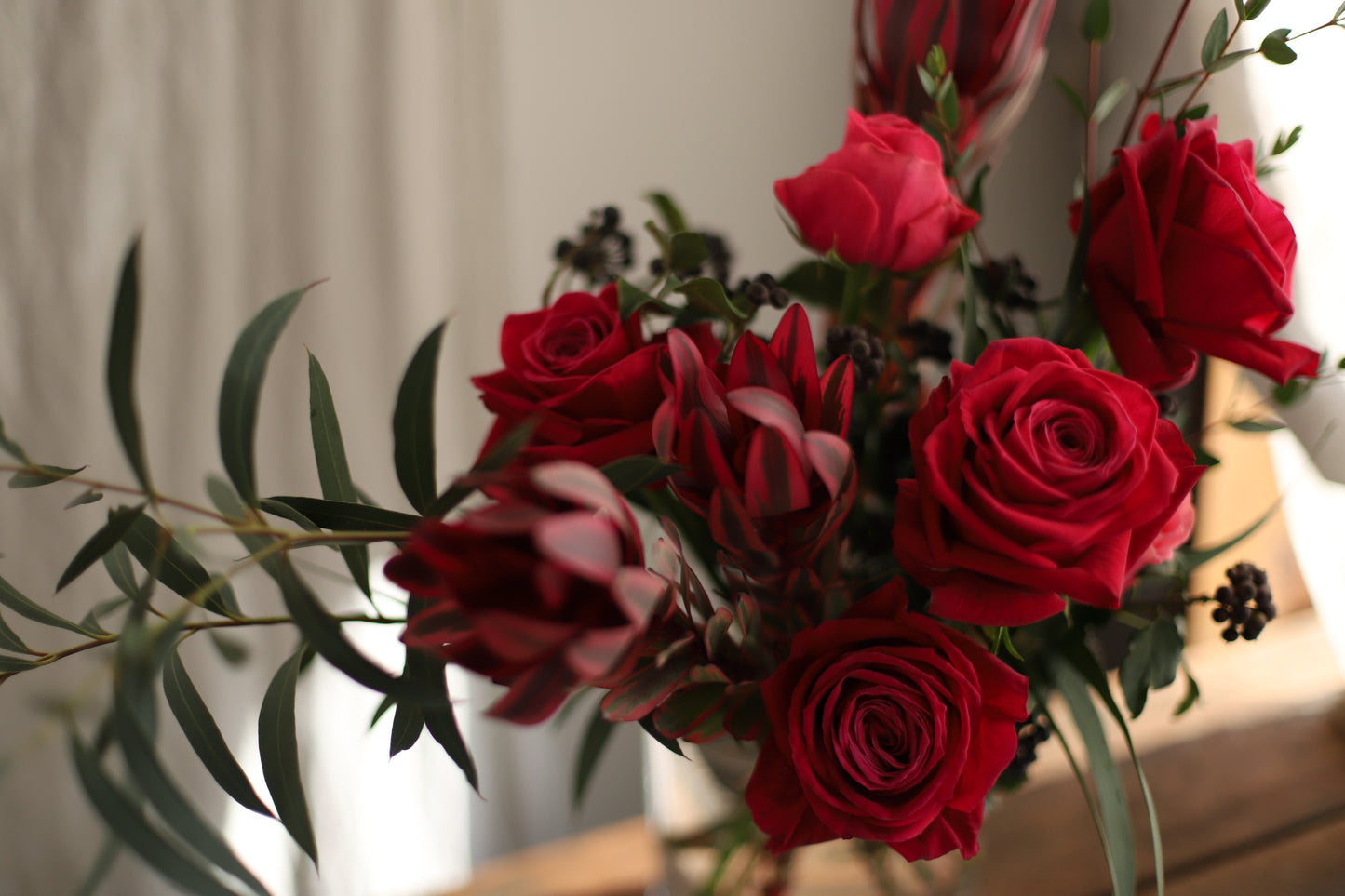 <Selection> Wrapped Bouquet - Red