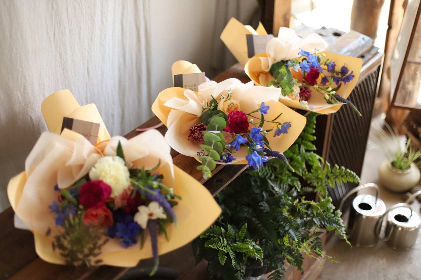 <Selection> Wrapped Bouquet -  Multicolored