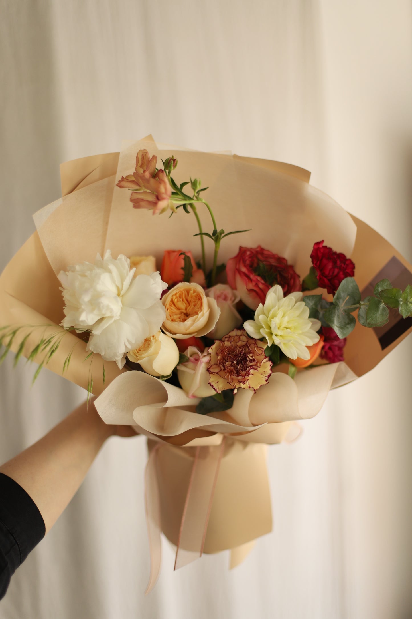 <Selection> Wrapped Bouquet - Orange