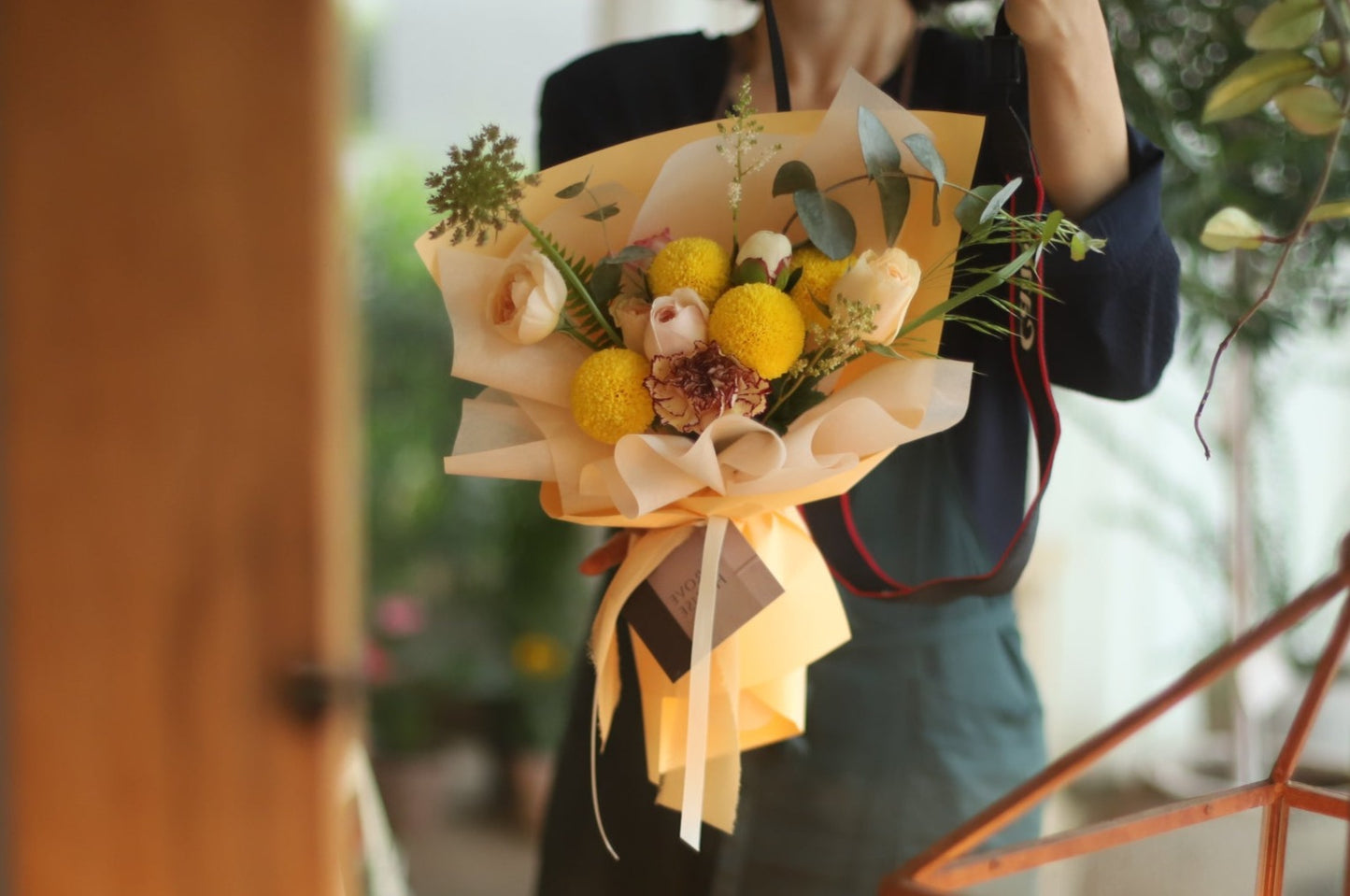 <Selection> Wrapped Bouquet - Yellow