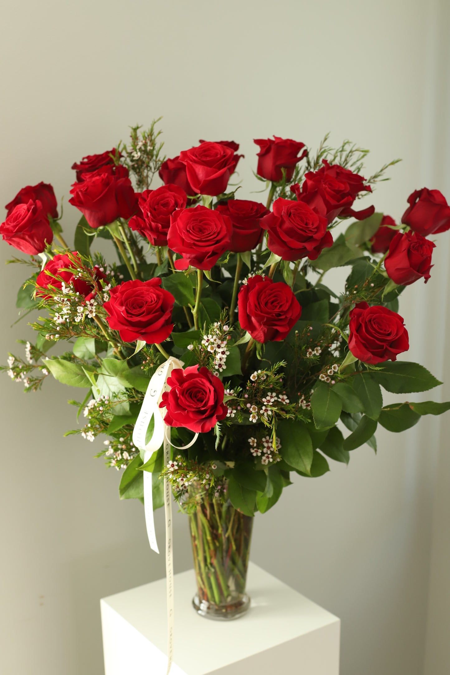Classic Premium Long-Stem Roses for Valentine's Day | Luxury Bouquet in All Colors | Vase Included