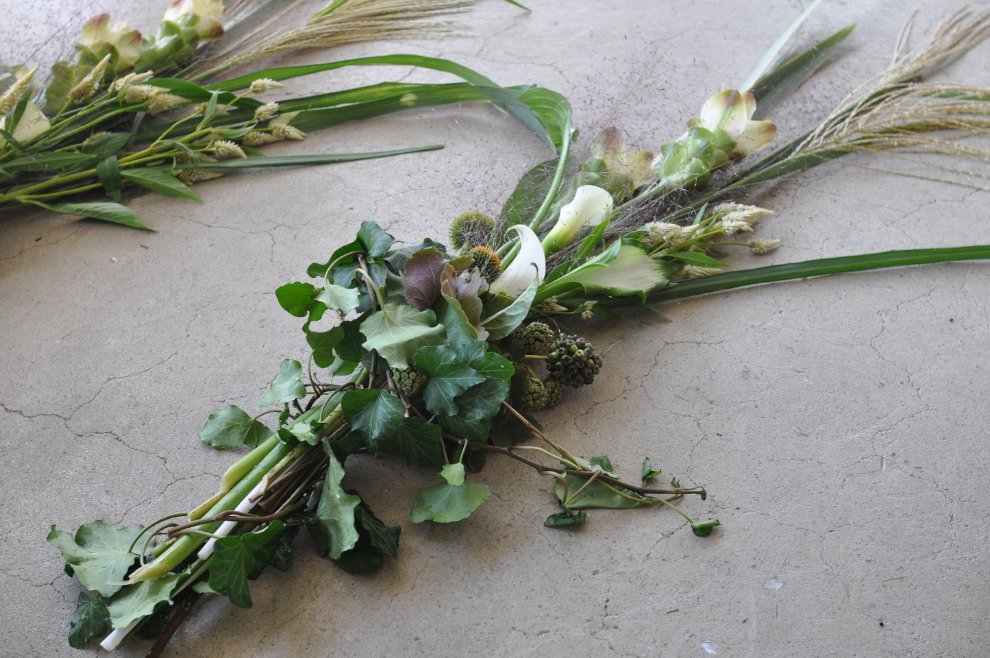 <Selection> Wrapped Bouquet - White and Pastel