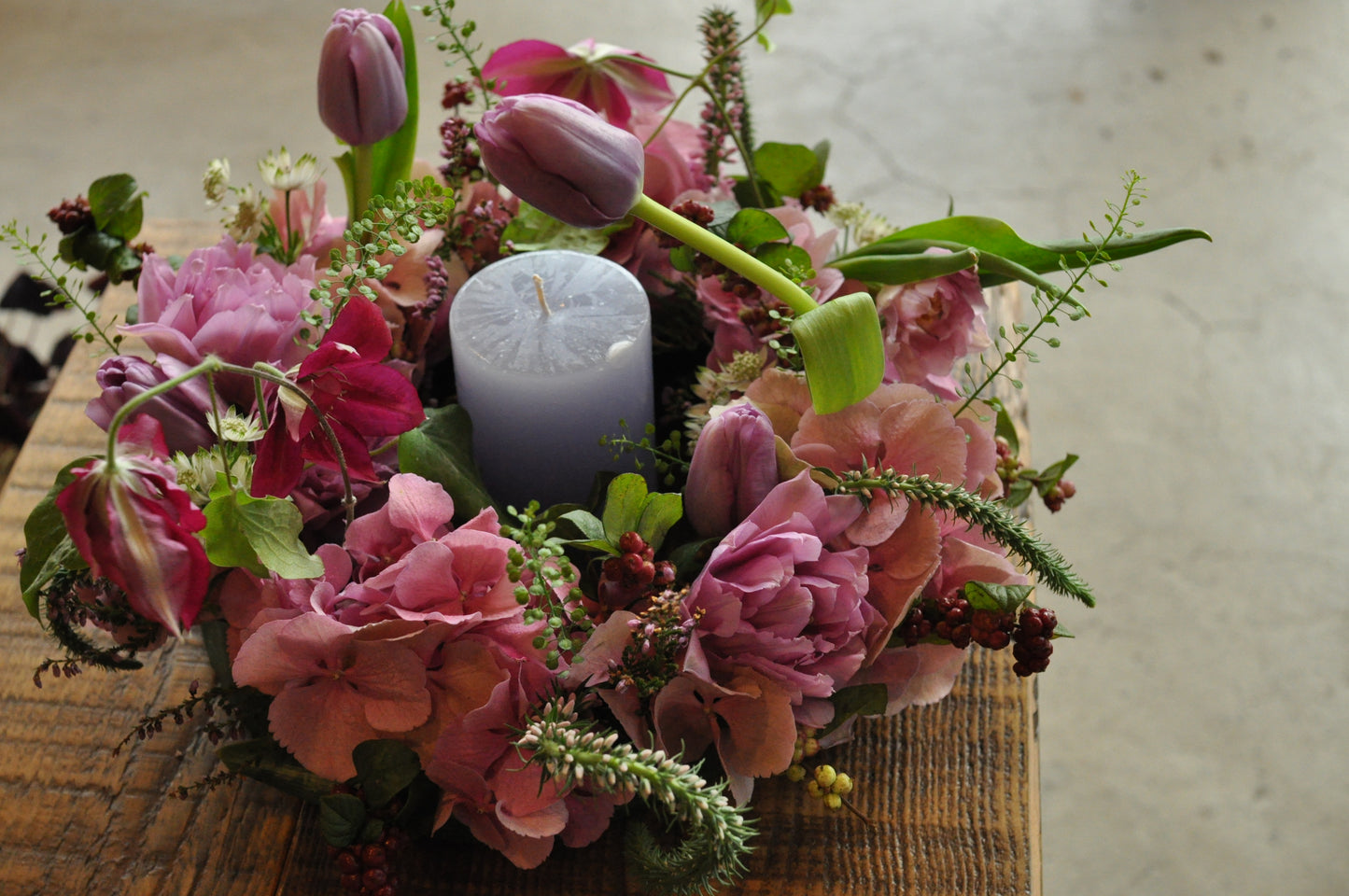 <Selection> Table Wreath Centerpiece with Candle
