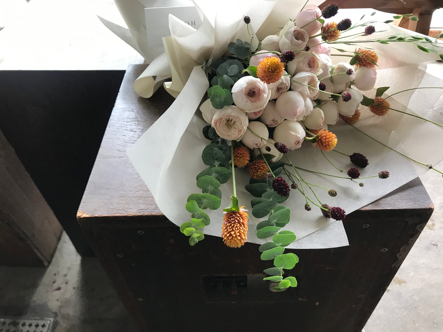 <Selection> Wrapped Bouquet - White and Pastel