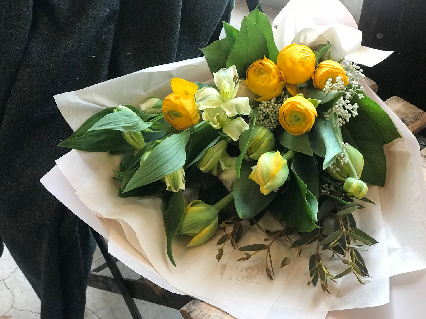 <Selection> Wrapped Bouquet - Yellow