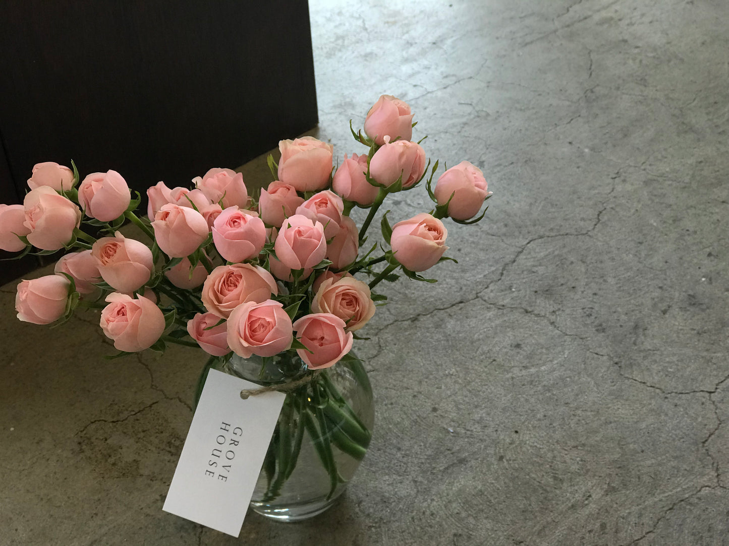 <Selection> Fresh Flower Vase Arrangement - Pink