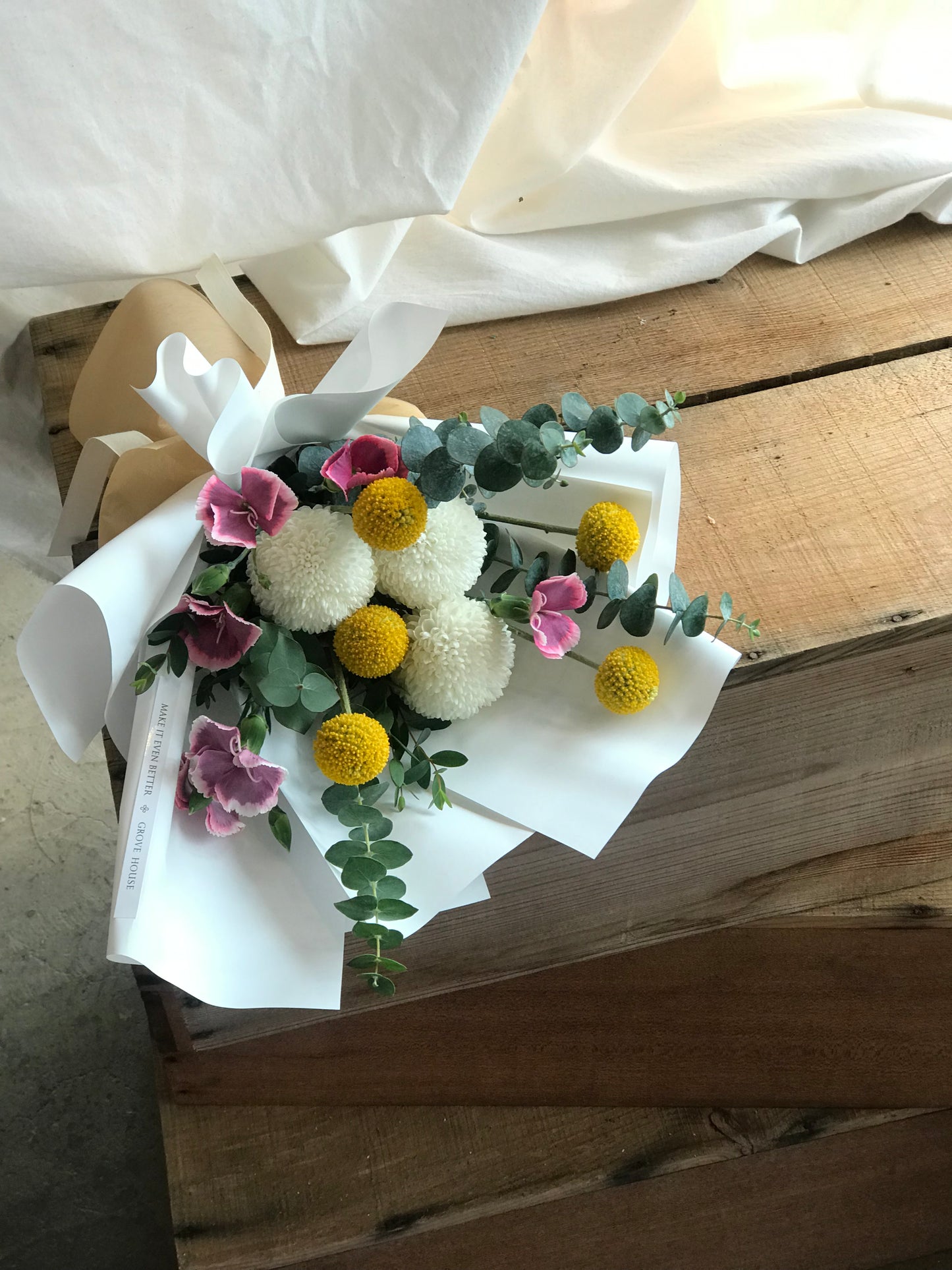 <Selection> Wrapped Bouquet - Yellow