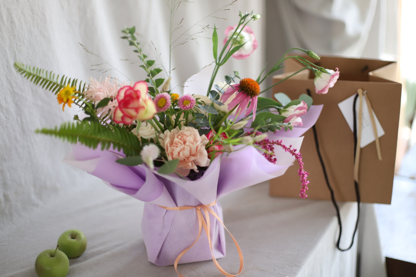 <Selection> Fresh Flower Vase Arrangement – Orange