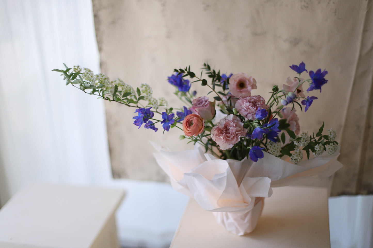 <Selection> Fresh Flower Vase Arrangement - Pink