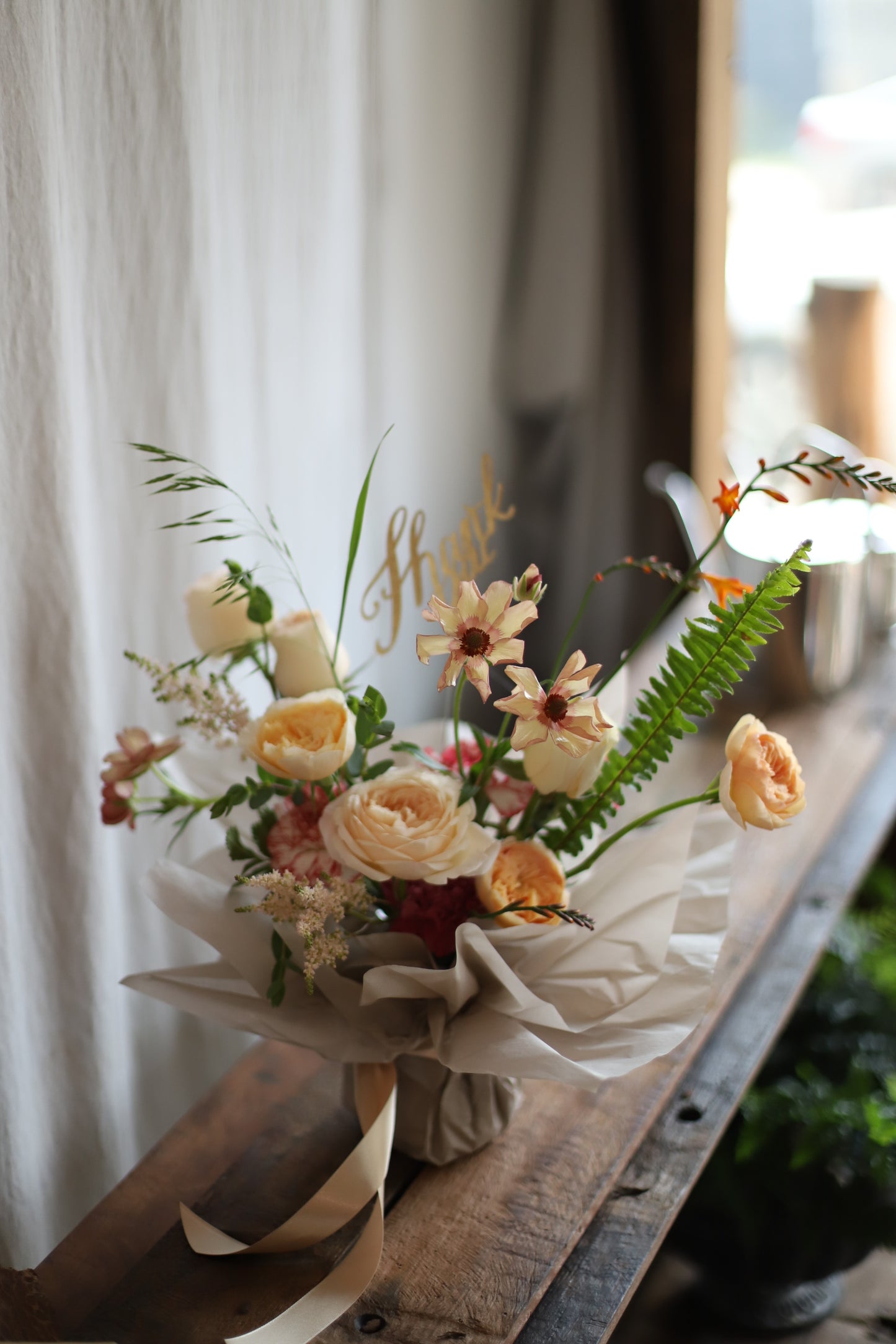 <Designer's choice> Vase Arrangement - blend of White to delicate pastel hues