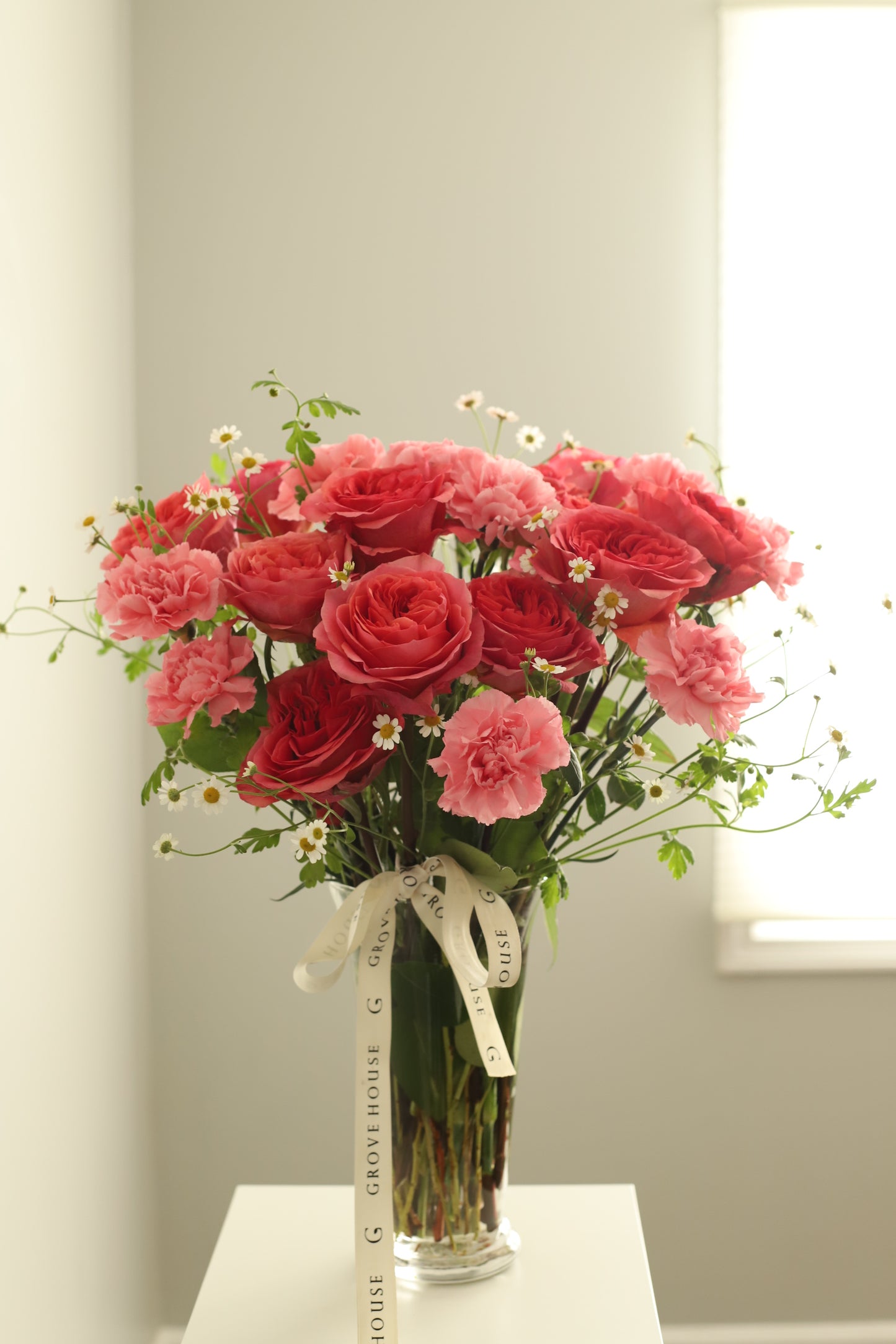 Premium Vivid Pink Roses Bouquet