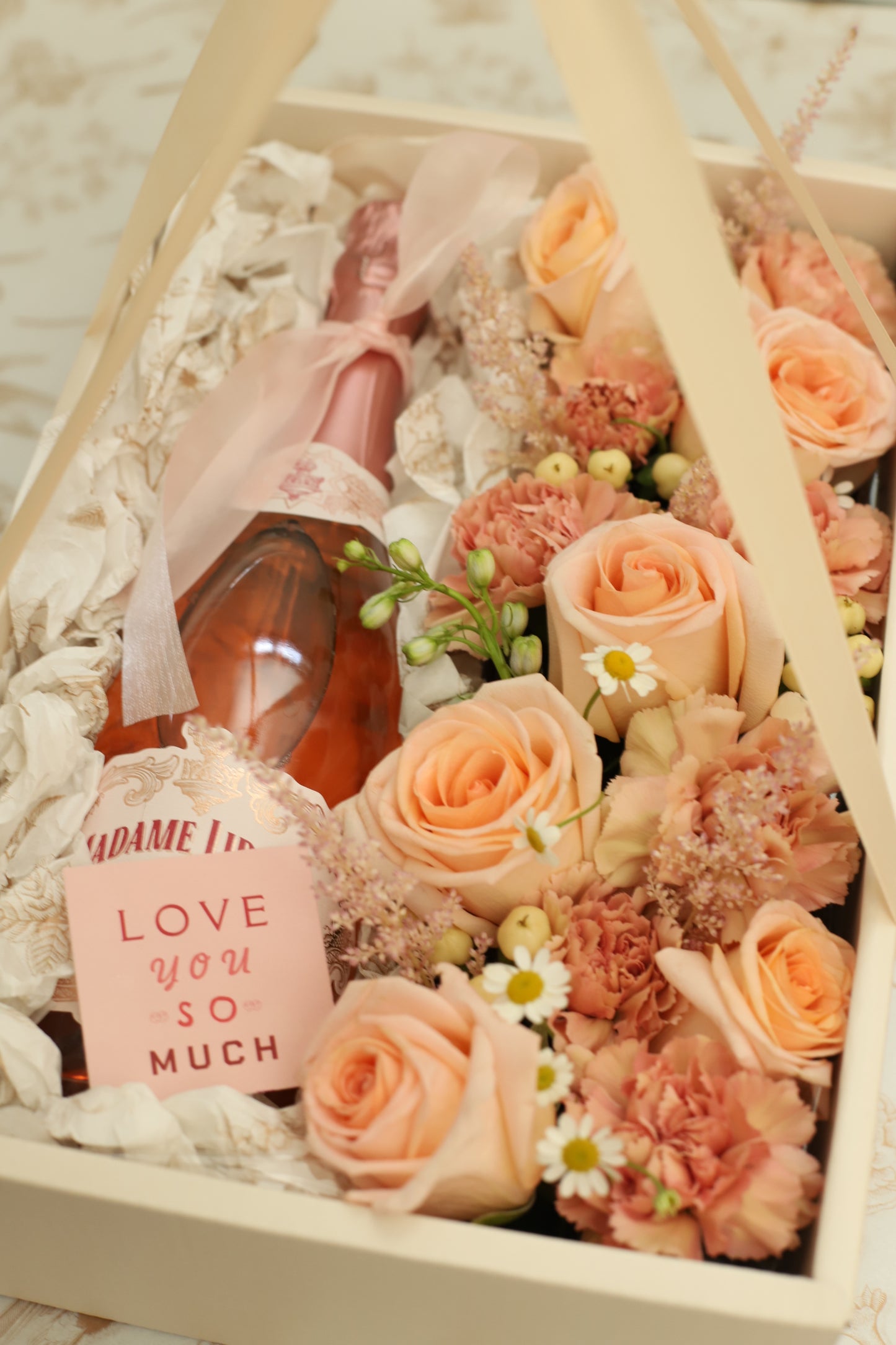 Peach Flowers and Wine Gift Box: Romantic Floral Gifts | GROVE HOUSE