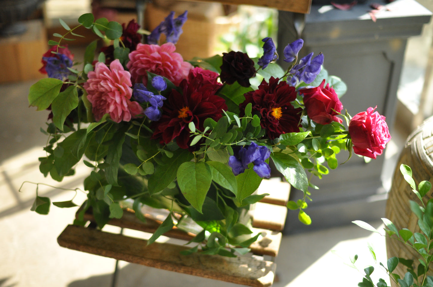 <Selection> Fresh Flower Vase Arrangement - Pink